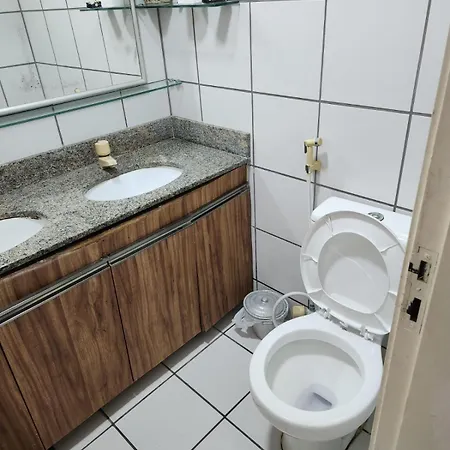 Apartamento Economico Frente Beira Mar Fortaleza (Ceara)